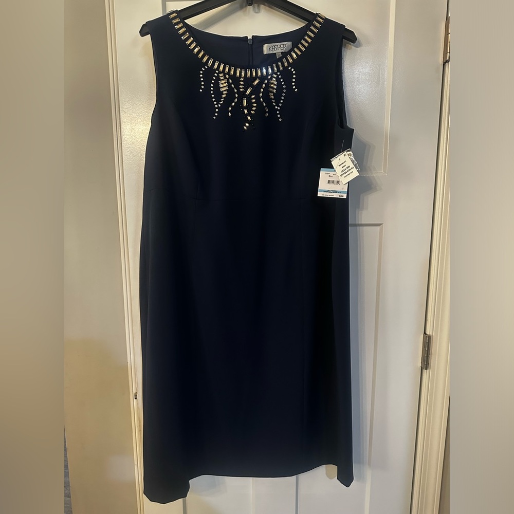 Women’s Kasper formal dress with jacket - Picture 2 of 7